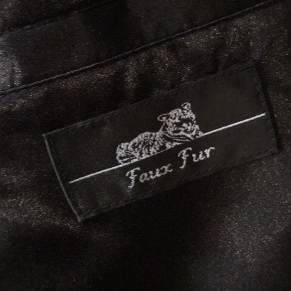 Rachel Zoe Faux Chinchilla Fur Vest - NWOT - Picture 7 of 7